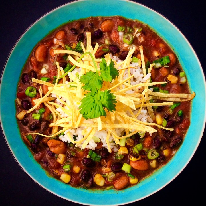 10 Minute Tortilla Soup your family will LOVE! 